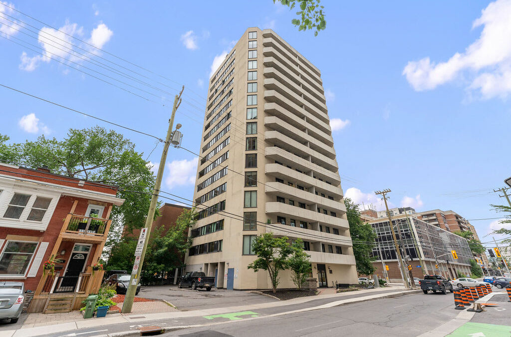 1703-200 Bay Street – RENTED